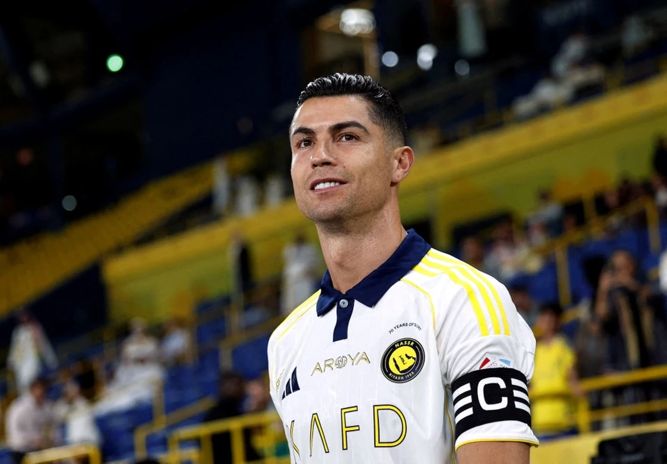 C Ronaldo đã giành được hai giải thưởng và cú vô lê vòng tròn thế giới được chọn là bàn thắng đẹp nhất mùa giải tại Ả Rập Xê Út