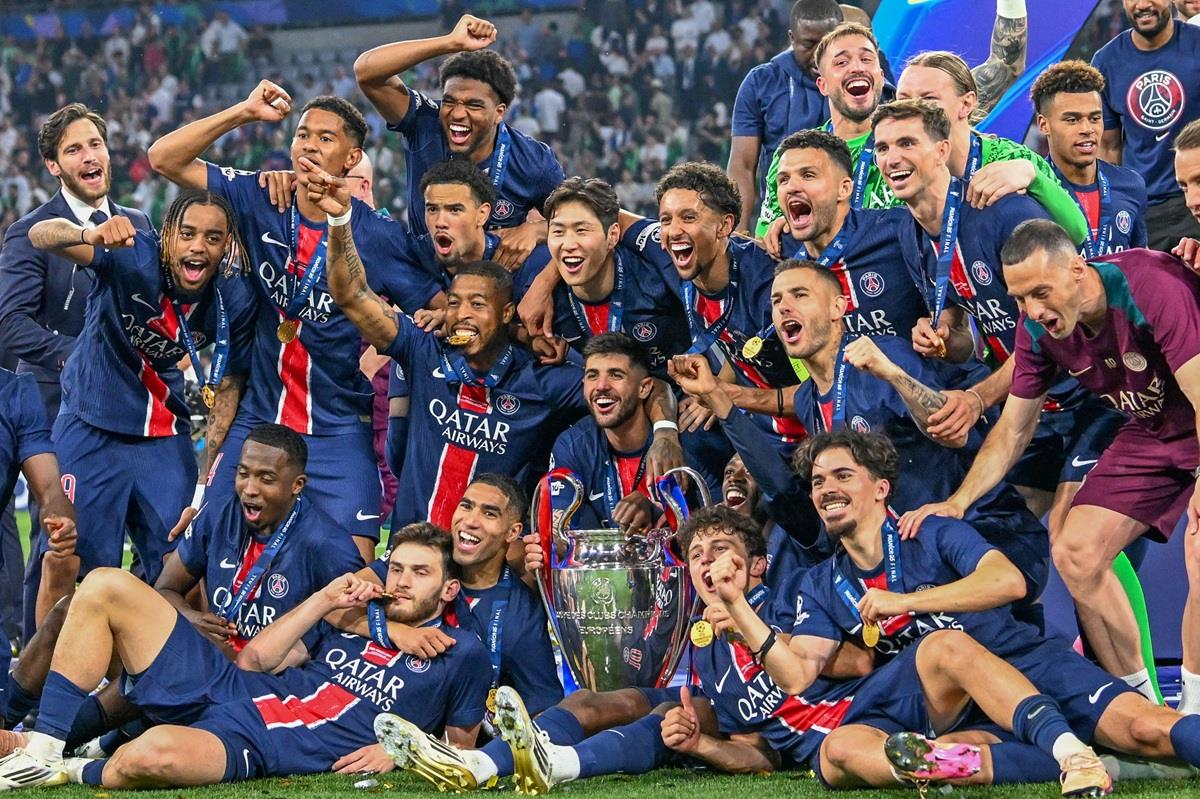 Xem trước Siêu cúp UEFA: Paris vượt qua lịch thi đấu khó khăn và tiếp tục hành trình. Liệu tân huấn luyện viên Tottenham có mang đến những triển vọng mới?