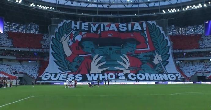Thành phố Thành Đô lần đầu tiên góp mặt tại AFC Champions League! Một tifo khổng lồ với các thành viên Sanxingdui đã được ra mắt trước trận đấu.