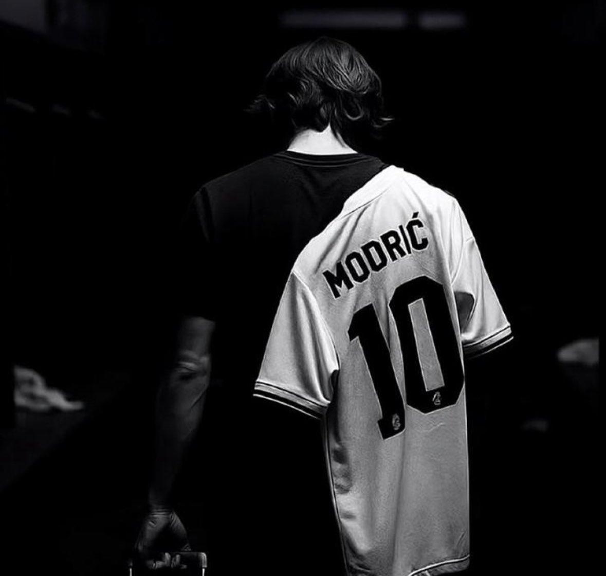 Tóm tắt kỳ chuyển nhượng mùa hè của Real Madrid: Arnold thực hiện giấc mơ Bernabéu, chi tiêu ròng gần 170 triệu euro