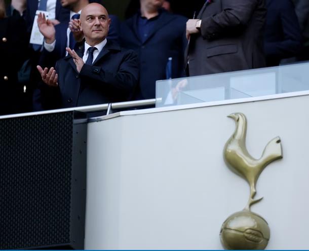 Nhìn lại 25 năm của Levy: Ông là người sáng lập Tottenham hay là trở ngại dẫn đến sự trì trệ?