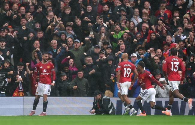 Phá lưới Chelsea, Bruno Fernandes cán mốc 100 bàn trong màu áo MU