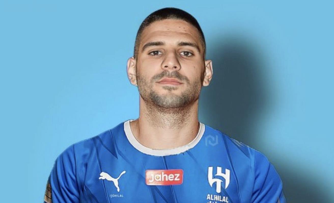 Phóng viên: Besiktas quan tâm đến việc ký hợp đồng với Mitrovic, nhưng mức giá mà cầu thủ này yêu cầu quá cao để đáp ứng Phóng viên: Besiktas quan tâm đến việc ký hợp đồng với Mitrovic, nhưng mức giá mà cầu thủ này yêu cầu quá cao để đáp ứng