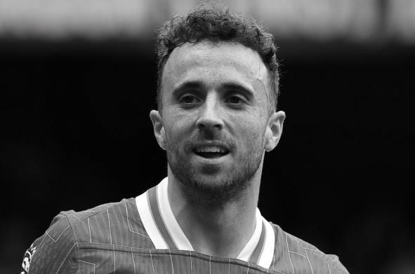 Truyền thông Bồ Đào Nha: Thi thể của anh em nhà Jota đã được đưa về Bồ Đào Nha và lễ tang dự kiến sẽ được tổ chức vào thứ Bảy Truyền thông Bồ Đào Nha: Thi thể của anh em nhà Jota đã được đưa về Bồ Đào Nha và lễ tang dự kiến sẽ được tổ chức vào thứ Bảy