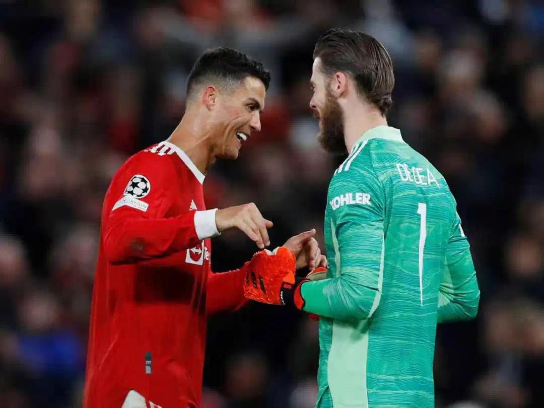 De Gea: Ronaldo vẫn có thể giành danh hiệu và ghi bàn ở tuổi 40, chỉ có một số ít cầu thủ có thể làm được điều đó De Gea: Ronaldo vẫn có thể giành danh hiệu và ghi bàn ở tuổi 40, chỉ có một số ít cầu thủ có thể làm được điều đó