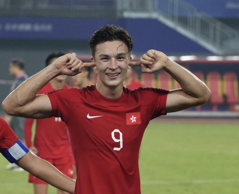 Nhận xét về các cầu thủ Hồng Kông: Trong trận chiến quan trọng giành vị trí thứ ba, ai sẽ trở thành chướng ngại vật đối với đội tuyển quốc gia Trung Quốc? Nhận xét về các cầu thủ Hồng Kông: Trong trận chiến quan trọng giành vị trí thứ ba, ai sẽ trở thành chướng ngại vật đối với đội tuyển quốc gia Trung Quốc?