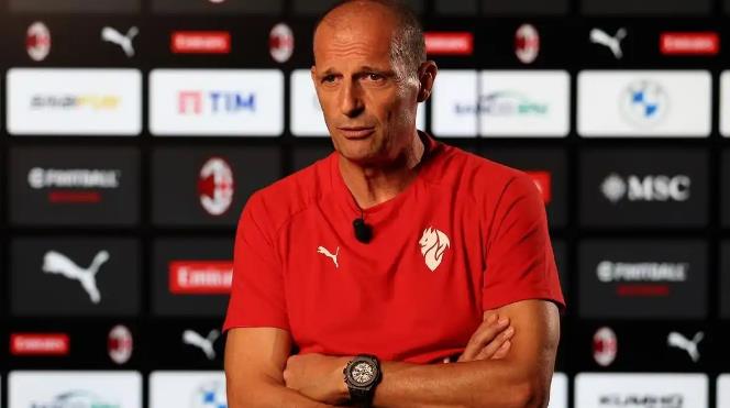 Chuyến du đấu mùa giải mới của Milan: tiếp tục những thay đổi lớn, tập trung vào các giải đấu trong nước và hy vọng giành lại suất tham dự vòng loại châu Âu Chuyến du đấu mùa giải mới của Milan: tiếp tục những thay đổi lớn, tập trung vào các giải đấu trong nước và hy vọng giành lại suất tham dự vòng loại châu Âu