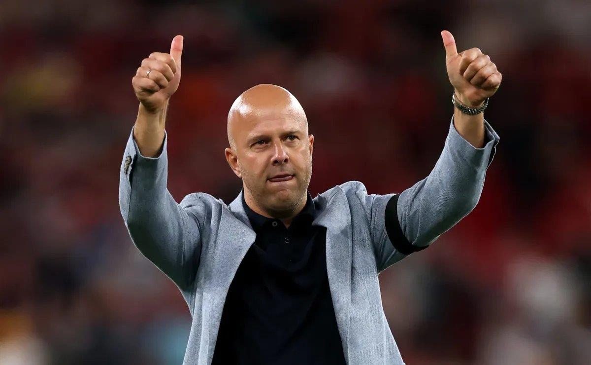 Slaughter: Trong số các huấn luyện viên Ngoại hạng Anh, tôi chỉ nói chuyện với Eddie Howe và muốn anh ấy chơi nhiều hơn ở vị trí tiền đạo Slaughter: Trong số các huấn luyện viên Ngoại hạng Anh, tôi chỉ nói chuyện với Eddie Howe và muốn anh ấy chơi nhiều hơn ở vị trí tiền đạo