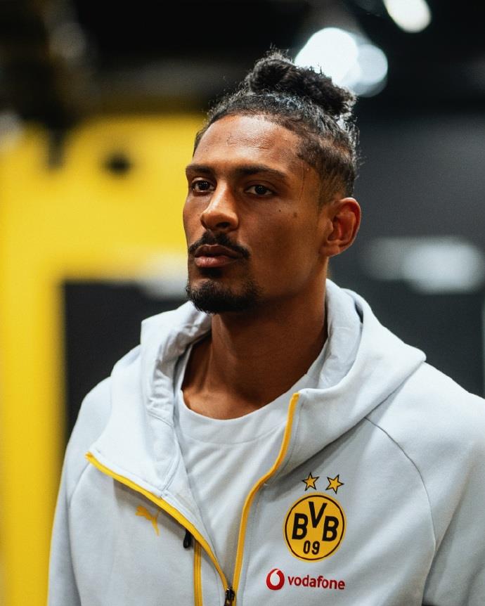 Tin đồn chuyển nhượng hàng ngày: Sancho từ chối chuyển đến Roma; Vinicius thay đổi hợp đồng gia hạn Tin đồn chuyển nhượng hàng ngày: Sancho từ chối chuyển đến Roma; Vinicius thay đổi hợp đồng gia hạn