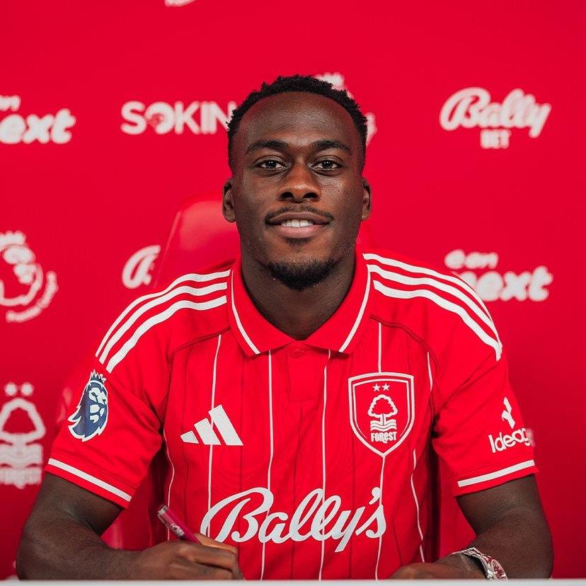 Tin đồn chuyển nhượng hàng ngày: Sancho từ chối chuyển đến Roma; Vinicius thay đổi hợp đồng gia hạn Tin đồn chuyển nhượng hàng ngày: Sancho từ chối chuyển đến Roma; Vinicius thay đổi hợp đồng gia hạn